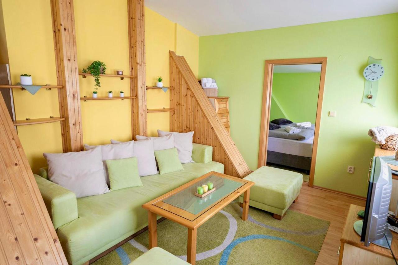 Hills View Apartment 도노발리 외부 사진