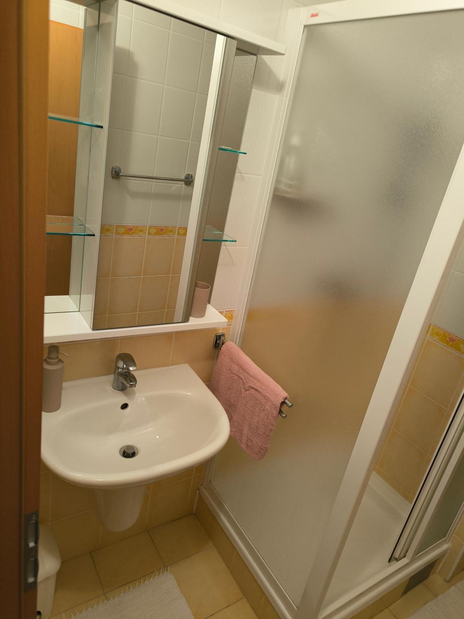 Hills View Apartment 도노발리 외부 사진